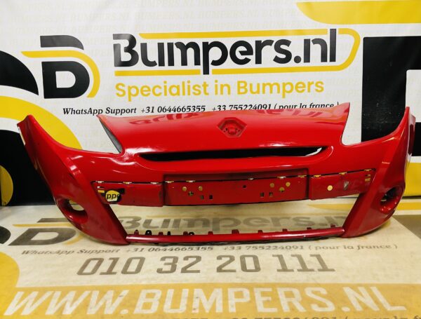 BUMPER Renault Clio 3 Facelift 2008-2012 VOORBUMPER 2-F8-9849z