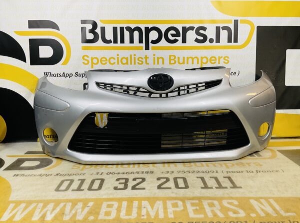 BUMPER Toyota Aygo 2011-2014 VOORBUMPER 2-D1-9863z