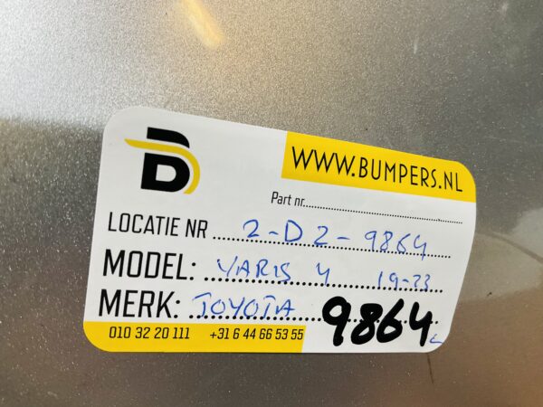 BUMPER Toyota Yaris 4  2019-2023 VOORBUMPER 2-D2-9864z