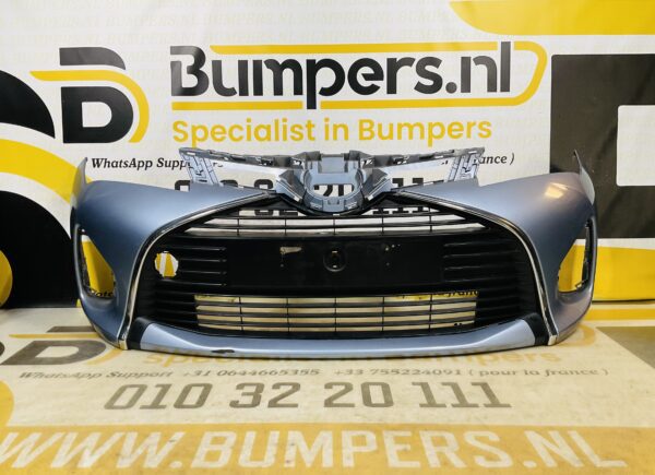 BUMPER Toyota Yaris  2014-2017 VOORBUMPER 2-D2-9869z