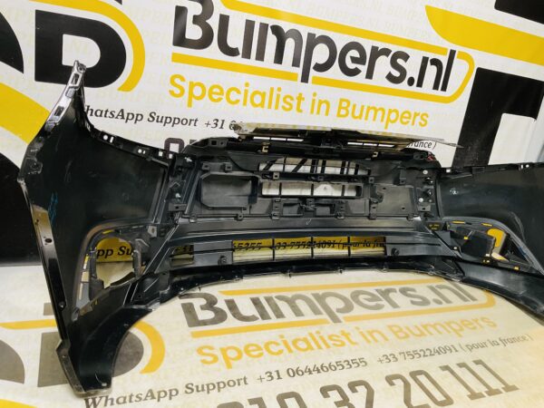 BUMPER Mitsubishi Outlander 6410G227ZZ VOORBUMPER 2-B5-9246z
