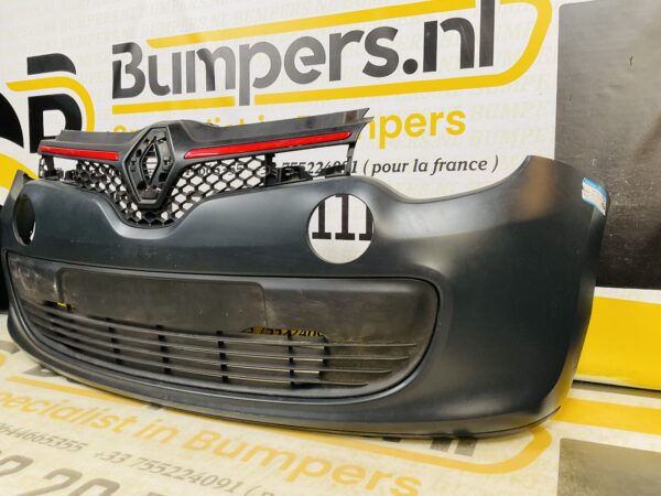 BUMPER Renault Twingo  2014-2018 VOORBUMPER 2-F3-9328z