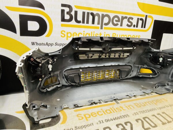 BUMPER Fiat 500L 500 L VOORBUMPER 2-B8-9335z