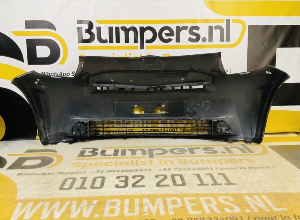 BUMPER Toyota iQ  VOORBUMPER 2-D4-9346z