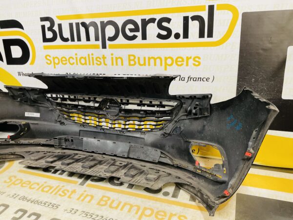 BUMPER Opel Corsa E  2014-2018 VOORBUMPER 2-i7-9354z