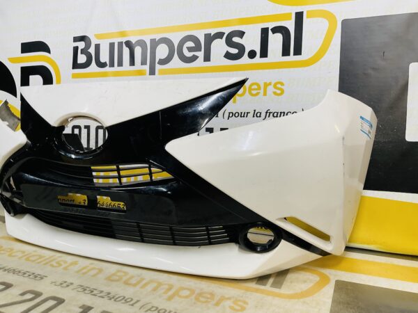 BUMPER Toyota Aygo 2014-2017 VOORBUMPER 2-D1-9360z