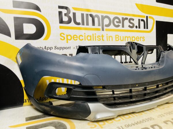 BUMPER Renault Captur Facelift  +Onderplaat 2016-2019 VOORBUMPER 2-F5-9370z
