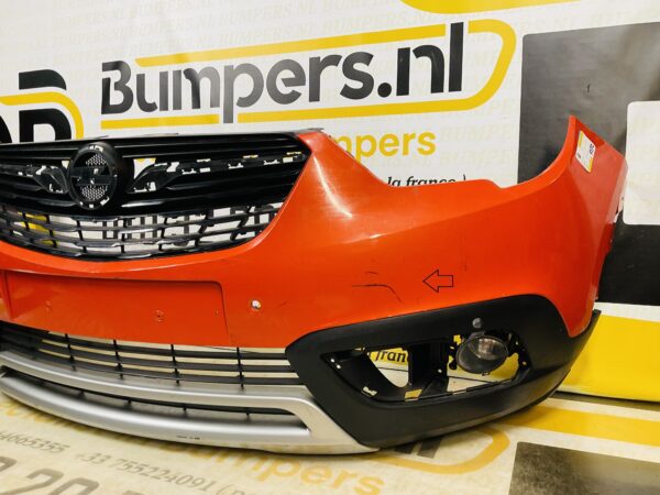 BUMPER Opel Crossland  4xpdc VOORBUMPER 2-i5-9372z