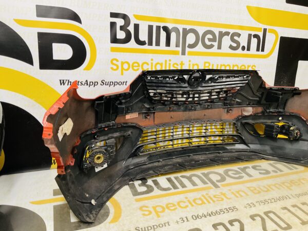 BUMPER Opel Crossland  4xpdc VOORBUMPER 2-i5-9372z
