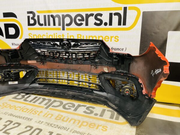 BUMPER Opel Crossland  4xpdc VOORBUMPER 2-i5-9372z