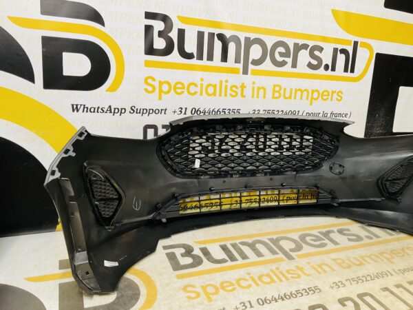 BUMPER Ford Fiesta MK8 2017-2020 VOORBUMPER 1-D2-9389z