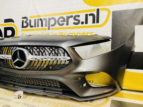 BUMPER Mercedes A Klasse W177 AMG  2019-2023 VOORBUMPER 1-A7-9409z