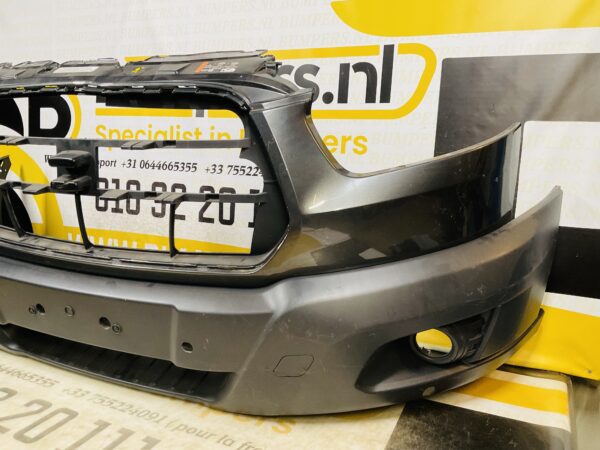 BUMPER Ford Transit 4xpdc  VOORBUMPER 1-G5-9420z