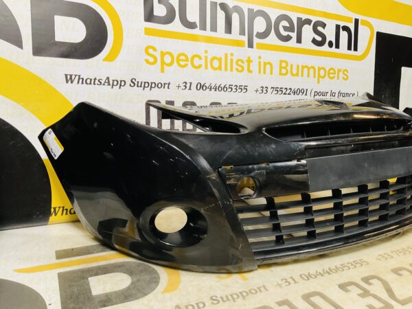 BUMPER Renault Clio 3 2009-2012 VOORBUMPER 2-F8-9449z