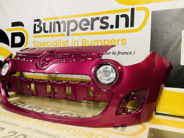 BUMPER Renault Twingo 2   2011-2014 VOORBUMPER 2-F3-9452z