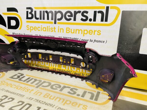BUMPER Renault Twingo 2   2011-2014 VOORBUMPER 2-F3-9452z