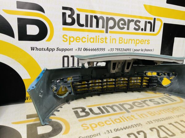 BUMPER Renault Clio 3  2005-2008 VOORBUMPER 2-F8-9458z