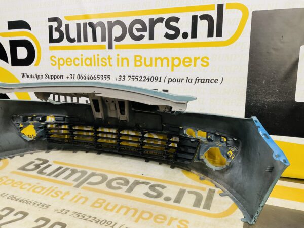 BUMPER Renault Clio 3  2005-2008 VOORBUMPER 2-F8-9458z