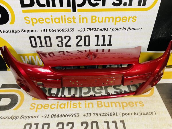BUMPER Renault Clio 3 Facelift 2008-2012 VOORBUMPER 2-F8-9460z