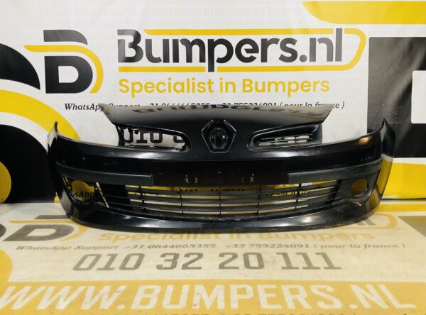 BUMPER Renault Clio 3 2005-2008 VOORBUMPER 2-F8-9468z