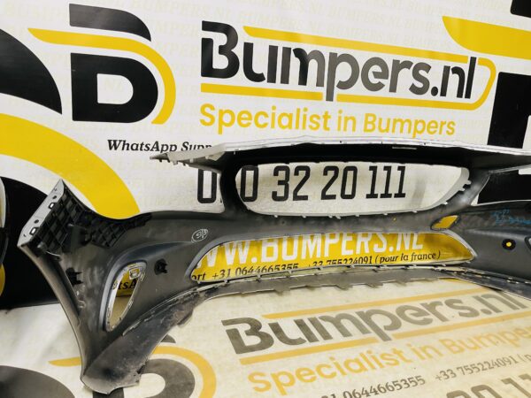 BUMPER Mercedes CLA W117 Normaal Facelift 6xpdc 2014-2016 VOORBUMPER 1-A5-9492z