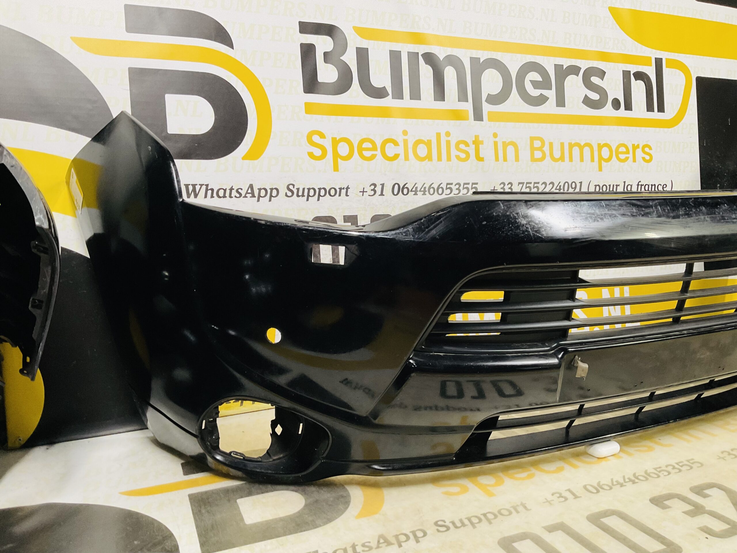 BUMPER Mitsubishi Outlander 2xpdc VOORBUMPER 2-B5-9537z