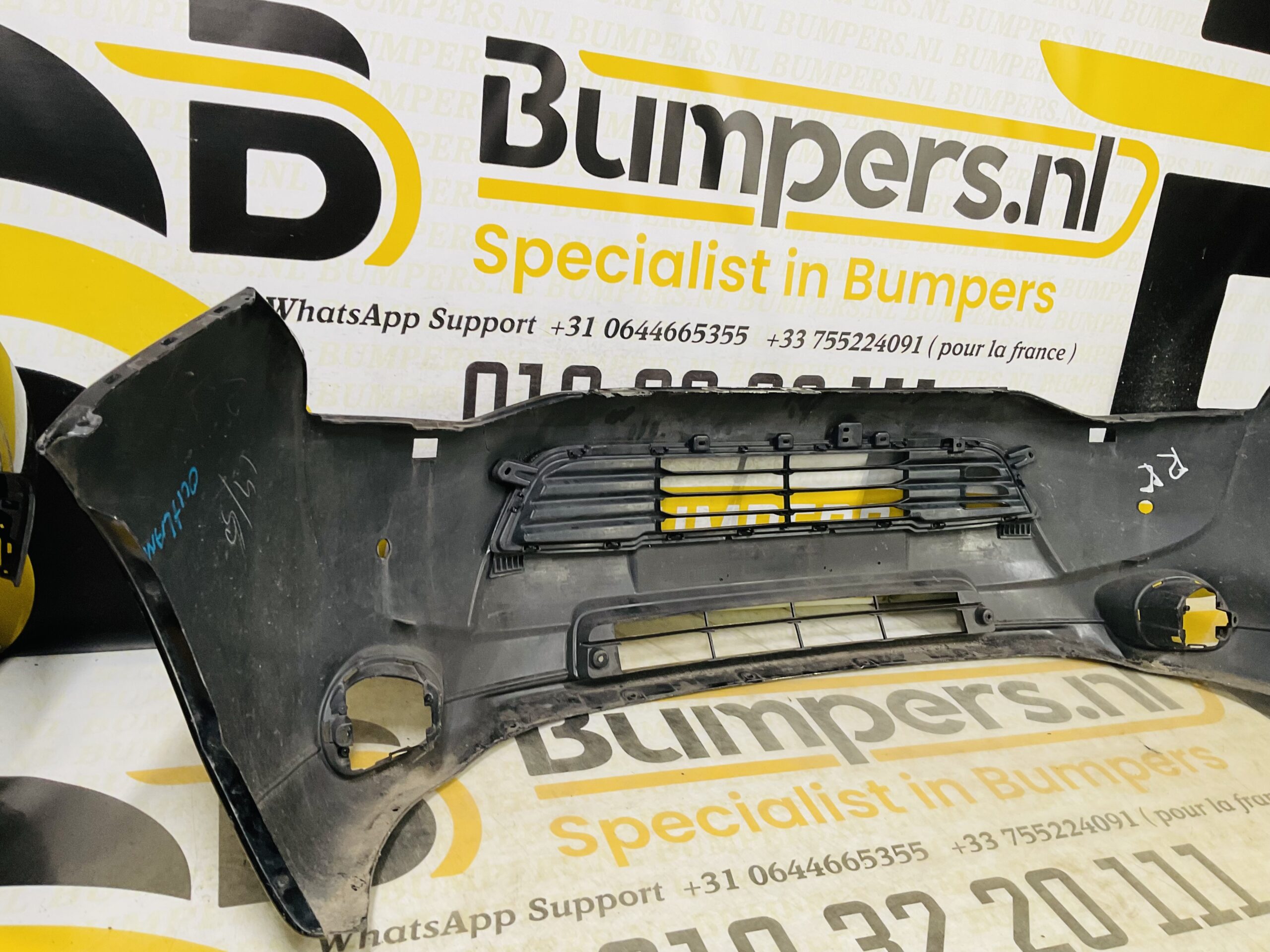 BUMPER Mitsubishi Outlander 2xpdc VOORBUMPER 2-B5-9537z