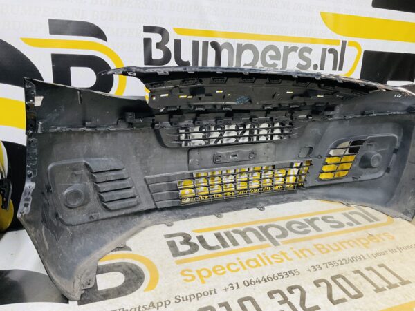 BUMPER Opel Vivaro 2018-2023 VOORBUMPER 1-G5-9599z