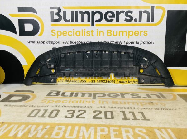 Onderplaat Mercedes W177 Normaal A1778851400 Bumperlip 2-L4-9604T