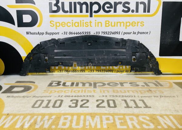 Onderplaat Mercedes W118 CLA AMG A1188854102 Bumperlip 2-L5E-9608T