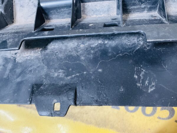 Onderplaat Mercedes W447 V-Klasse V Klasse A4478850036 Bumperlip 2-L4A-9614T