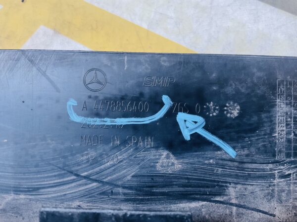 Onderplaat Mercedes W447 V-Klasse V Klasse A4478856400 Bumperlip 2-L4-9619T