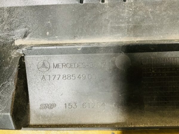 Onderplaat Mercedes W177 AMG A1778854900 Bumperlip 2-L4-9638T