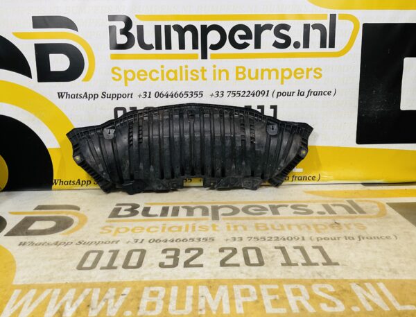 Onderplaat Mercedes C Klasse W205 A2055200500 Bumperlip 2-L3D-9661T