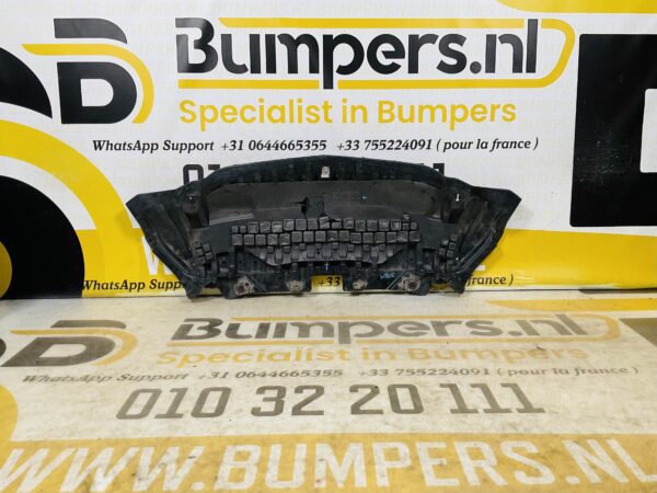 Onderplaat Mercedes C Klasse W205 A2055200500 Bumperlip 2-L3D-9663T