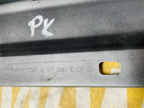 Zijskirt Mercedes A Klasse W177 AMG A1776901801 Rechts Dorpel 2-L1-9670T