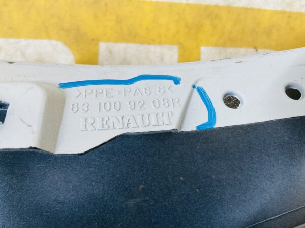 Zijscherm Renault Zoe 631009208R Scherm Rechts 2-Q2-9730T