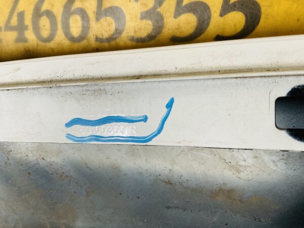 Zijscherm Renault Kangoo 631003601R Scherm Rechts 2-Q2-9731T