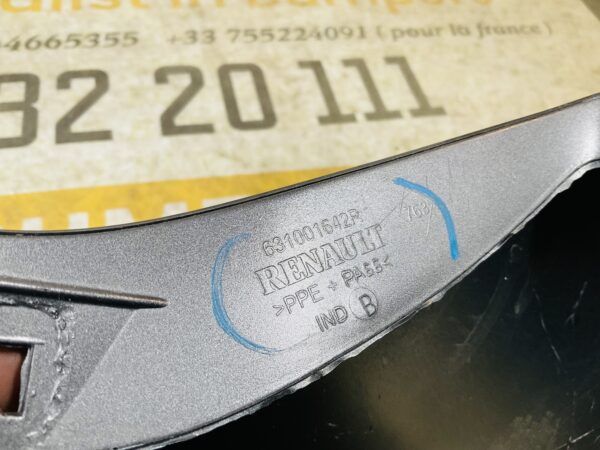 Zijscherm Renault Captur 631001642R Scherm Rechts 2-Q2-9739T