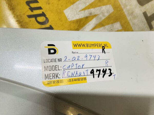 Zijscherm Renault Captur 631002106R Scherm Rechts 2-Q2-9743T