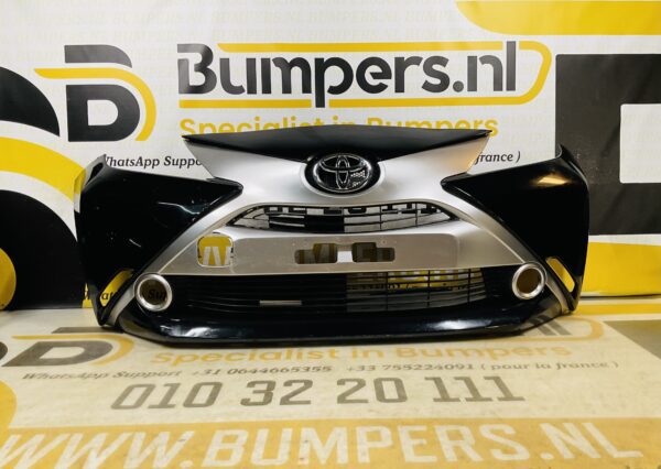 BUMPER Toyota Aygo 2014-2017 VOORBUMPER 2-D1-9846z