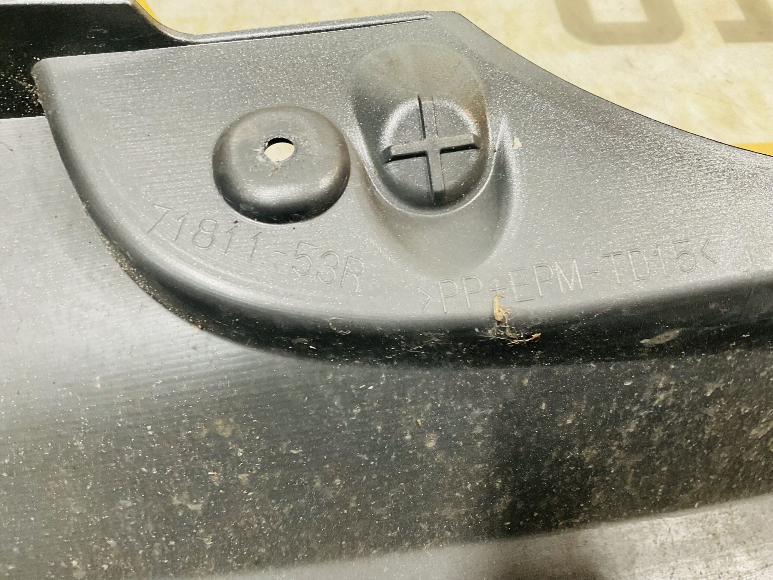 BUMPER Suzuki Swift MK7 2016-2019 ACHTERBUMPER 1-E9-9913R