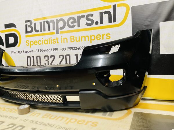 BUMPER Jeep Cherokee 2010-2013 VOORBUMPER 2-H14-10047z