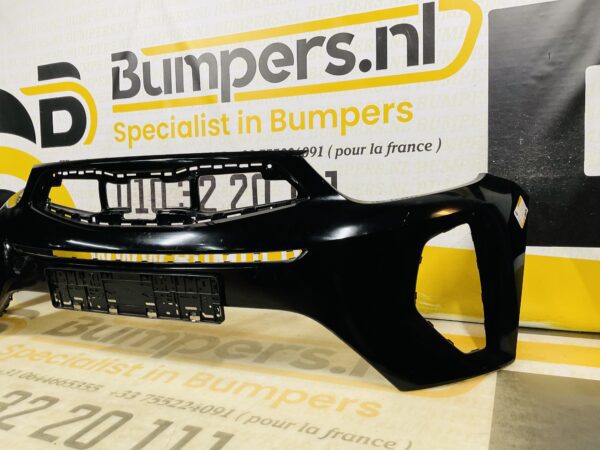 BUMPER Kia Stonic  VOORBUMPER 2-G4-10054z