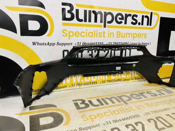 BUMPER Kia Stonic  VOORBUMPER 2-G4-10054z