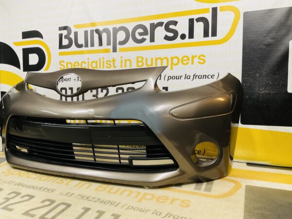BUMPER Toyota AYGO 2011-2014 VOORBUMPER 2-D2-10055z