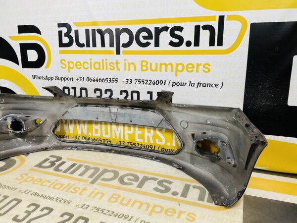 BUMPER Ford Focus MK2  2008-2012 VOORBUMPER 1-D9-10061z