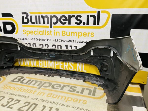 BUMPER Renault Trafic  VOORBUMPER 2-F10-10064z