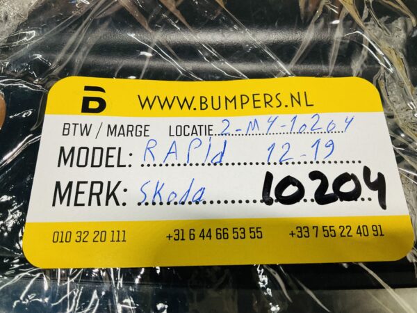 Grille Skoda Rapid 5JA853668 2012-2019 Bumpergrill 2-M4-10204T