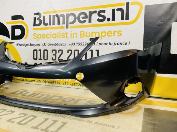 BUMPER Toyota Avensis T27 2012-2016 VOORBUMPER 2-D3-10087z